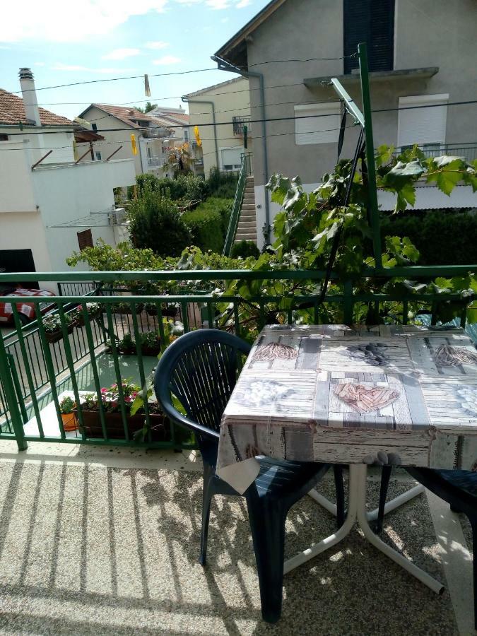 Apartmani Vodice Eksteriør bilde